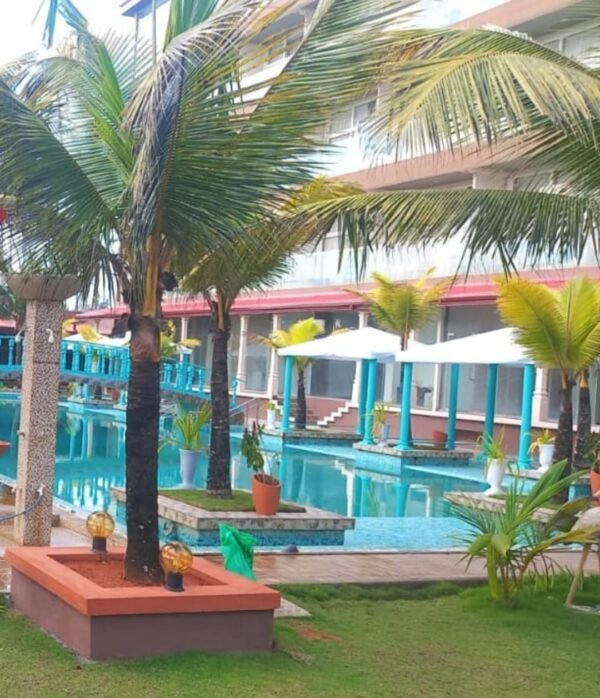 Hotel - Image 6